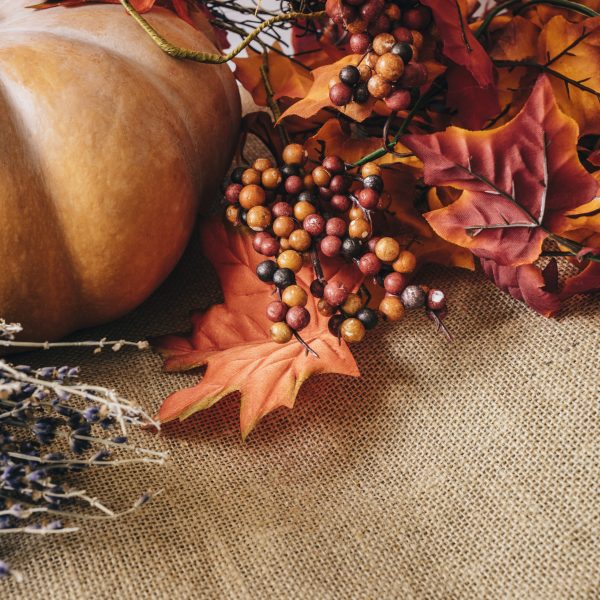 beautiful-autumn-decoration